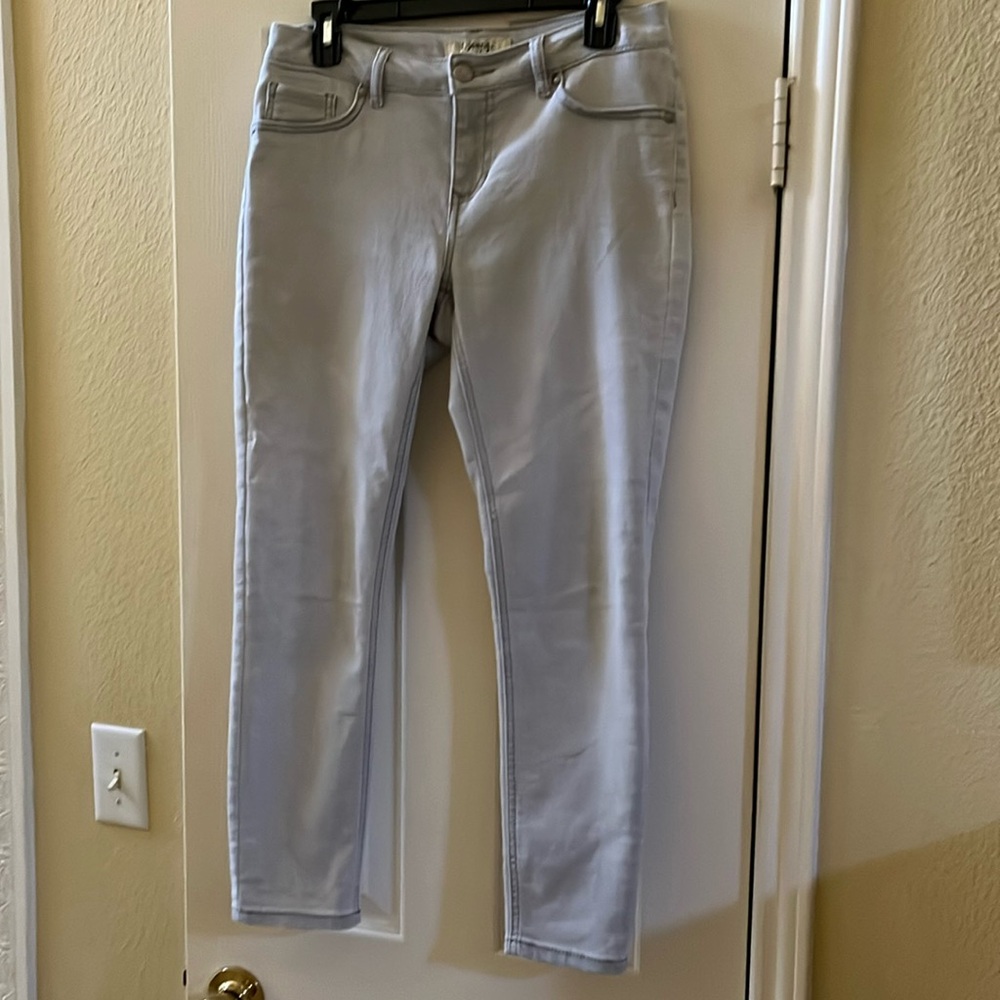 d. Jeans New York 👖-Light Gray Jeans-Size-8